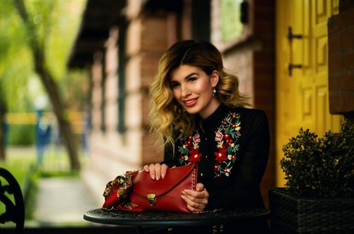 How to Choose Perfect Bag for Complete Look