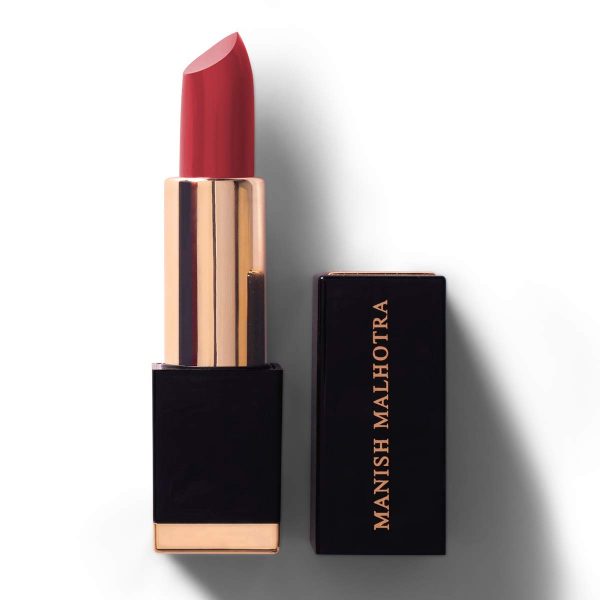 Myglamm Manish Malhotra Beauty Hi-Shine Lipstick-Moroccan Red (Red), 4gm