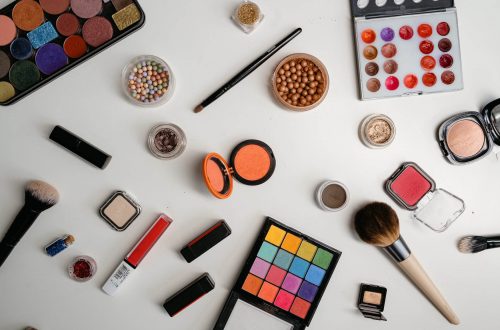 How to Build Your Makeup Collection